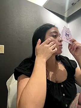 Emily Rivers  online show from November 26, 1:00 pm