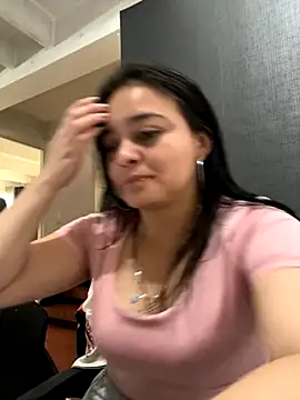 Emily Rivers  online show from December 1, 1:12 pm