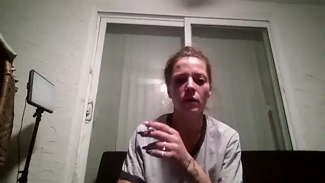 LaylaRainVIP online show from September 22, 5:02 am