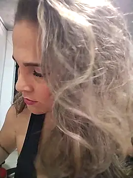 dayana2021 online show from October 25, 8:20 pm