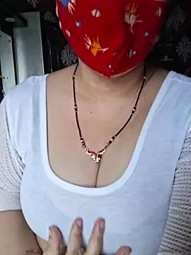 indiancouple659 online show from May 14, 10:23 am