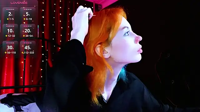 Snapshot of Kiara_Dream chatting on July 12, 8:09 pm Kiara Dream online show from July 12, 8:09 pm