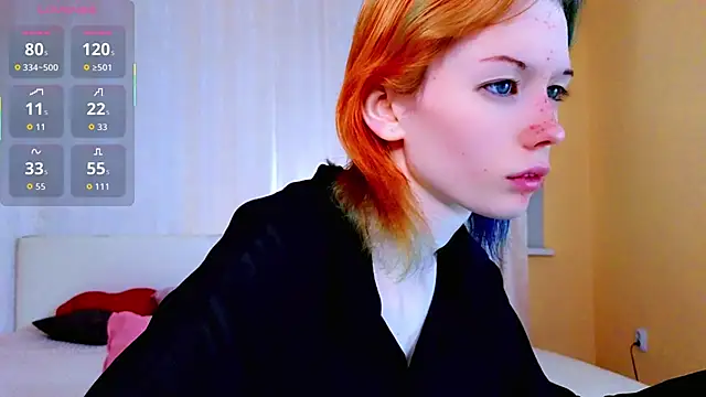 Snapshot of Kiara_Dream chatting on June 17, 11:03 pm Kiara Dream online show from June 17, 11:03 pm
