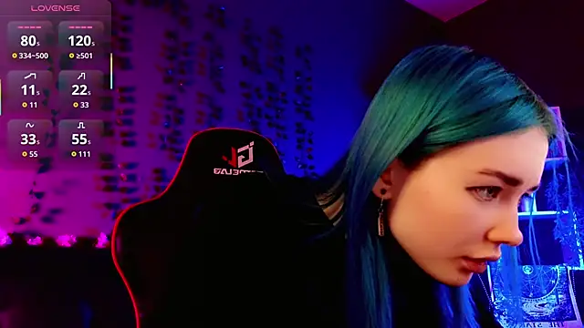 Snapshot of Kiara_Dream chatting on October 8, 8:53 pm Kiara Dream online show from October 8, 8:53 pm