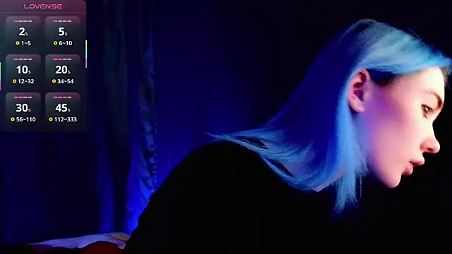 Kiara Dream online show from December 5, 9:01 pm