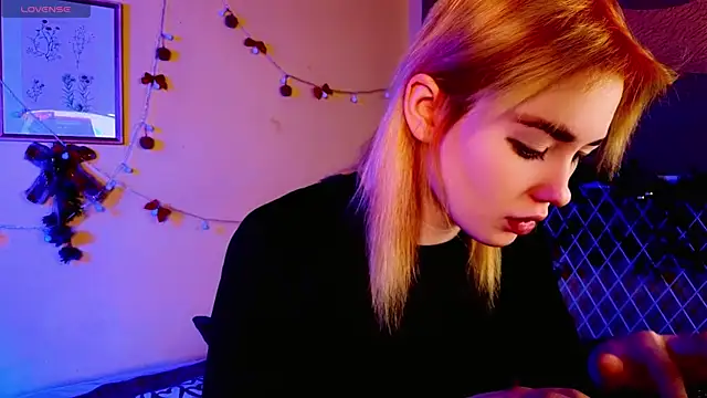 Kiara Dream online show from January 8, 9:32 pm