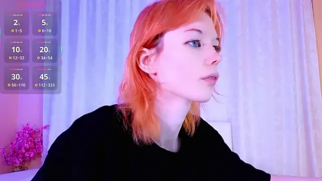 Snapshot of Kiara_Dream chatting on June 6, 10:48 pm Kiara Dream online show from June 6, 10:48 pm