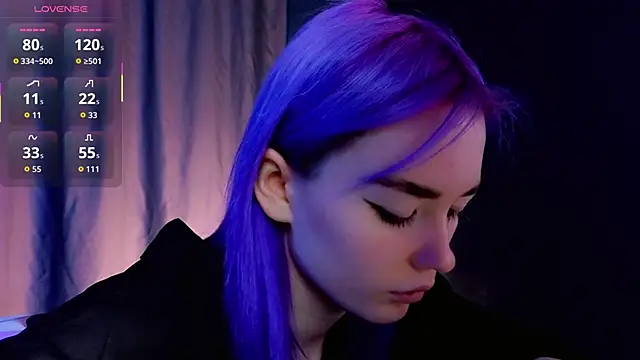 Kiara Dream online show from November 8, 9:29 pm