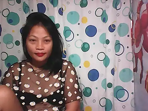 HottyElle online show from March 24, 1:33 pm