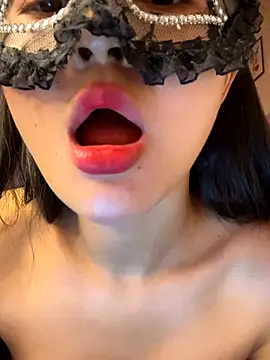 Mimi love01 online show from November 15, 10:30 am