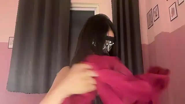 Snapshot of Mimi_love01 chatting on January 14, 5:55 am Mimi love01 online show from January 14, 5:55 am