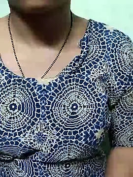 Snapshot of Varsha21 chatting on September 22, 11:16 am Varsha21 online show from September 22, 11:16 am