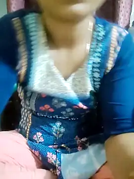 Snapshot of Varsha21 chatting on February 17, 11:29 am Varsha21 online show from February 17, 11:29 am