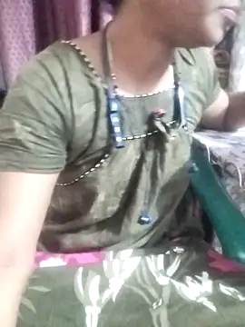 Snapshot of Varsha21 chatting on February 26, 8:25 am Varsha21 online show from February 26, 8:25 am