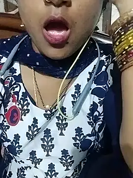 Snapshot of Varsha21 chatting on September 12, 10:15 am Varsha21 online show from September 12, 10:15 am