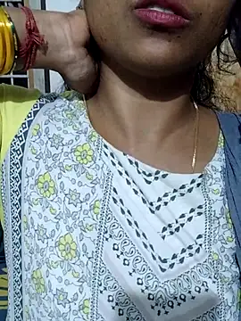 Snapshot of Varsha21 chatting on October 11, 2:51 pm Varsha21 online show from October 11, 2:51 pm