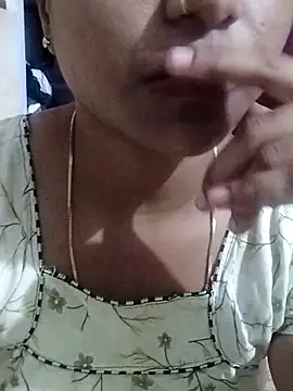 Snapshot of Varsha21 chatting on October 10, 3:46 pm Varsha21 online show from October 10, 3:46 pm