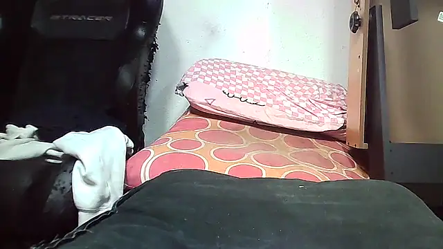 lovehairymature90 online show from March 1, 2:39 pm