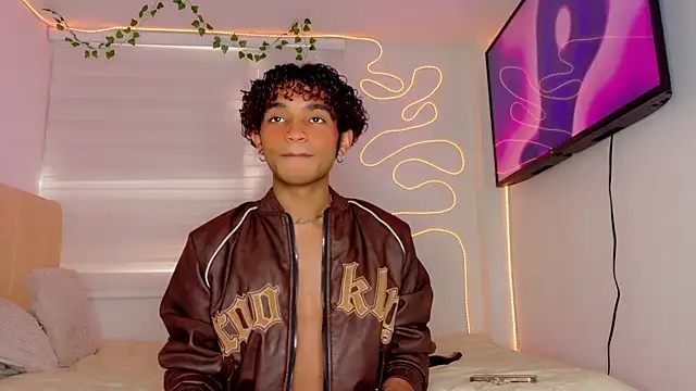 Aaron Wiinter online show from September 20, 8:03 pm