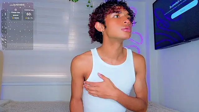 Aaron Wiinter online show from February 10, 7:24 pm