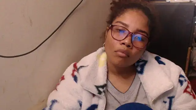 madelene online show from March 9, 11:30 pm