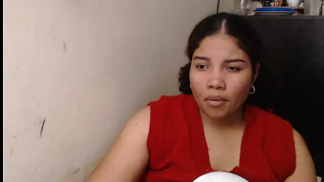 madelene online show from April 14, 2:49 am