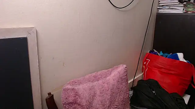 madelene online show from February 21, 1:44 am
