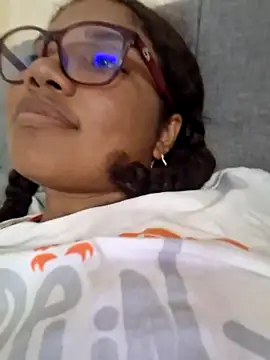 madelene online show from February 4, 10:16 pm