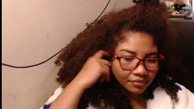 madelene online show from March 8, 3:10 am