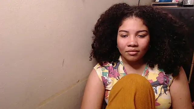 madelene online show from May 13, 1:34 am