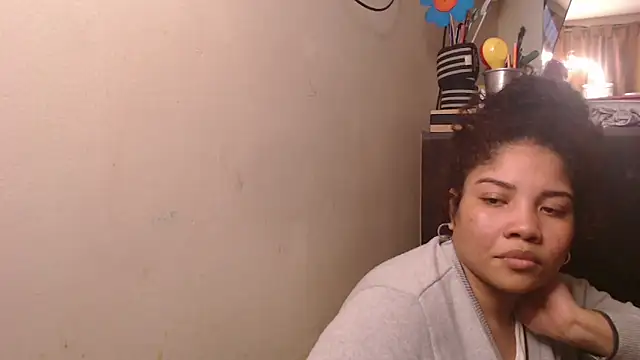 madelene online show from October 5, 3:41 am