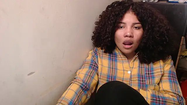 madelene online show from May 29, 4:18 am