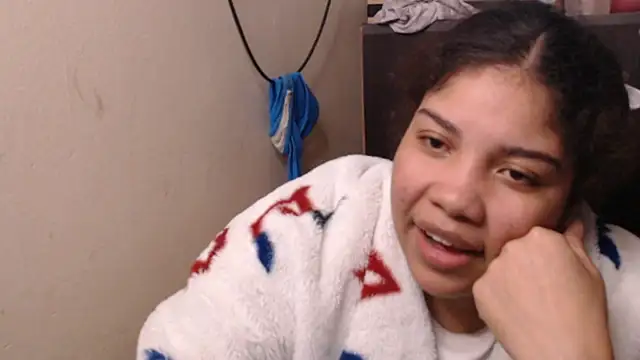 madelene online show from November 25, 11:37 pm