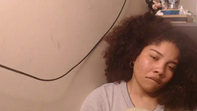 madelene online show from November 30, 11:05 pm