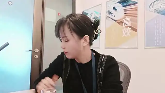 KKMM168 online show from October 22, 1:38 am