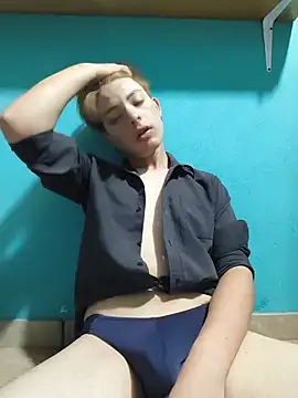 ethan manovan online show from July 10, 10:32 pm