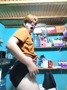 ethan manovan online show from July 29, 10:53 pm