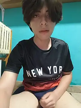 ethan manovan online show from June 24, 9:34 pm