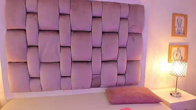 Dannika07 online show from November 6, 3:32 am