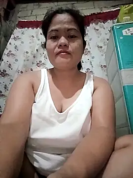 Snapshot of DignaRocero chatting on October 20, 3:01 pm DignaRocero online show from October 20, 3:01 pm