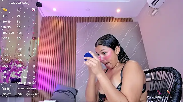 emma  rose1 online show from October 11, 2:45 am