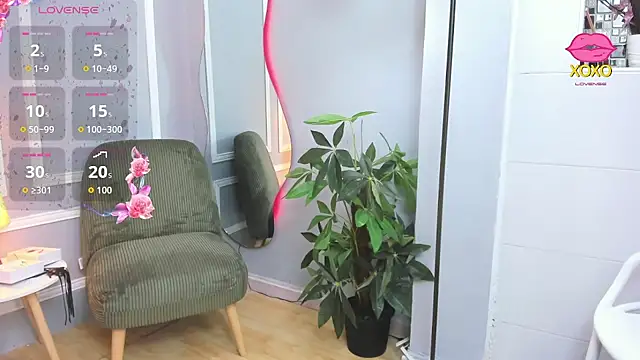 emma  rose1 online show from February 6, 7:43 pm