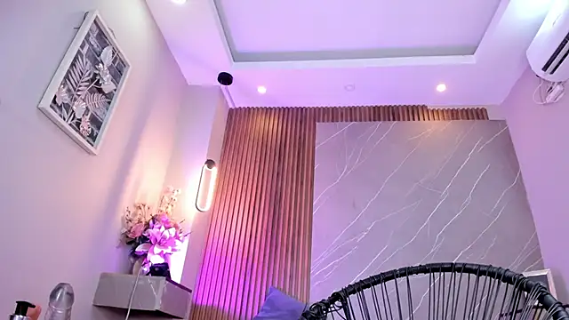 emma  rose1 online show from October 9, 2:23 am