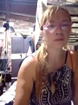 SexyHottMom online show from December 23, 2:22 am