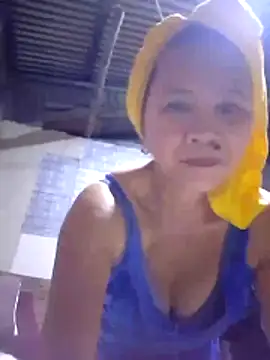 SexyHottMom online show from October 24, 11:20 am