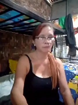 SexyHottMom online show from April 13, 4:05 am