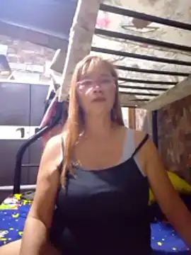 SexyHottMom online show from December 3, 1:10 pm