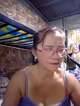 SexyHottMom online show from March 23, 1:44 pm