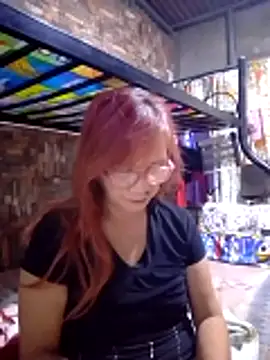 SexyHottMom online show from March 16, 8:44 pm