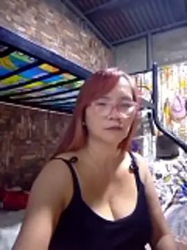 SexyHottMom online show from March 22, 10:28 am